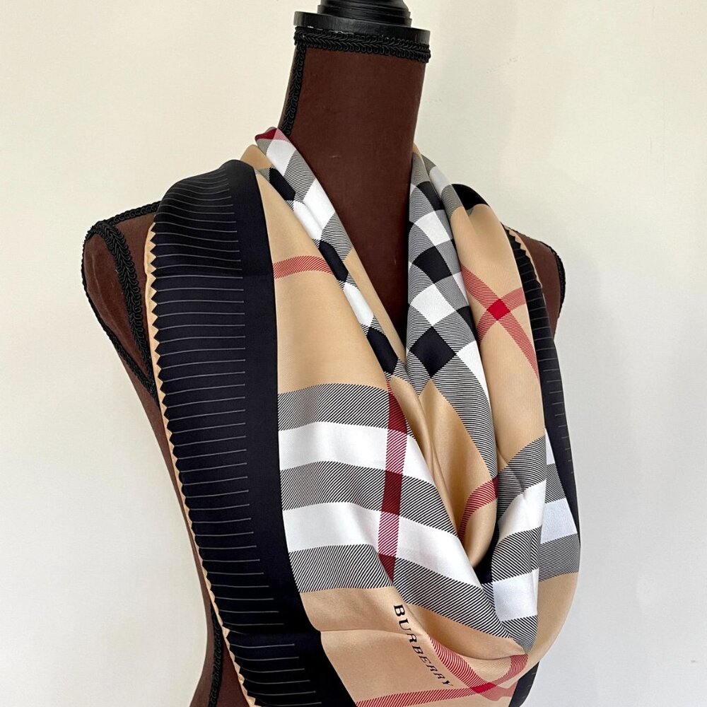 NWT Burberry Scarf House Check Beige Black Border Silk Scarf Wrap - Picture 10 of 16